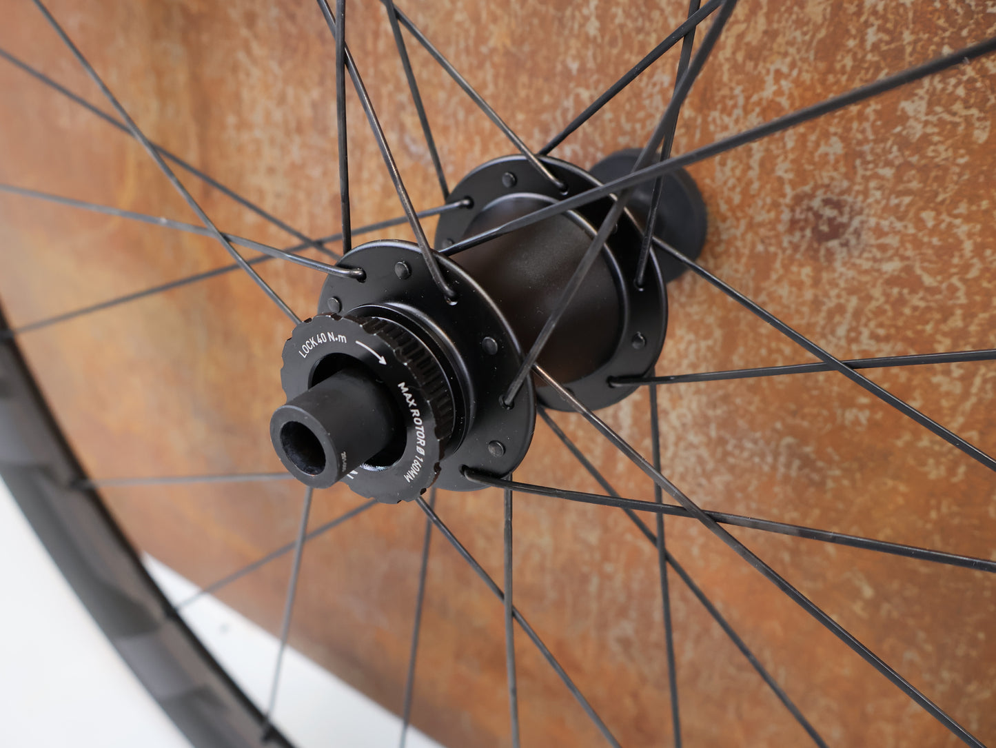 ZIPP 303 FIRECREST TUBELESS LAUFRADSATZ / SRAM XDR / CARBON / CENTERLOCK