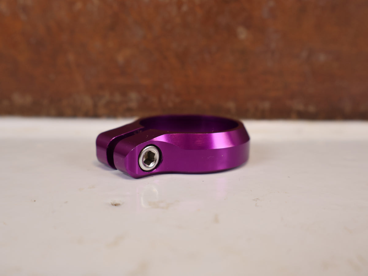 Burgtec Sattelklemme 39.7mm Purple Rain MTB 10574