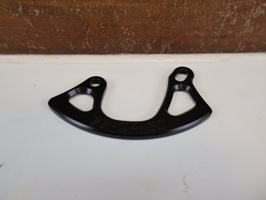 77DESIGNZ CRASH PLATE BASHGUARD / ISCG 05 V2 / 30 ZÄHNE / SCHWARZ