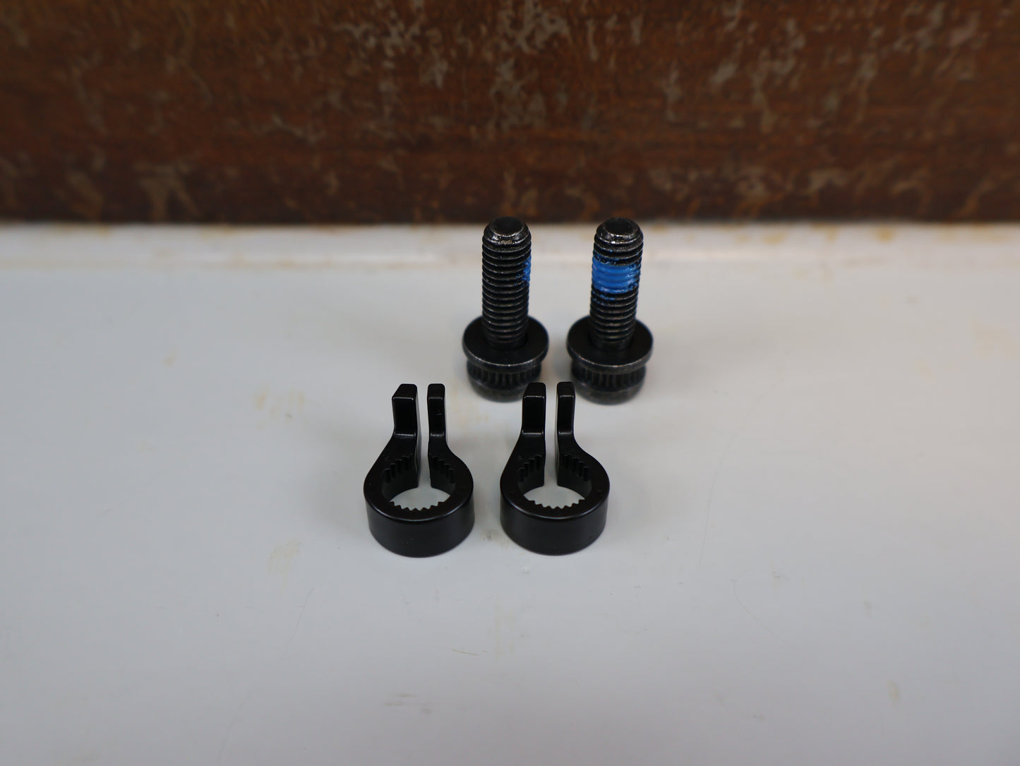 SHIMANO ADAPTER SM-MA-F180P/SA / IS 2000 GABEL AUF PM BREMSSATTEL / VR 180 MM