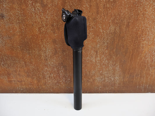 SR SUNTOUR NCX SP12 FEDERSATTELSTÜTZE / 30.9 MM / 350 MM / MIT FINGERSCHUTZ / SCHWARZ