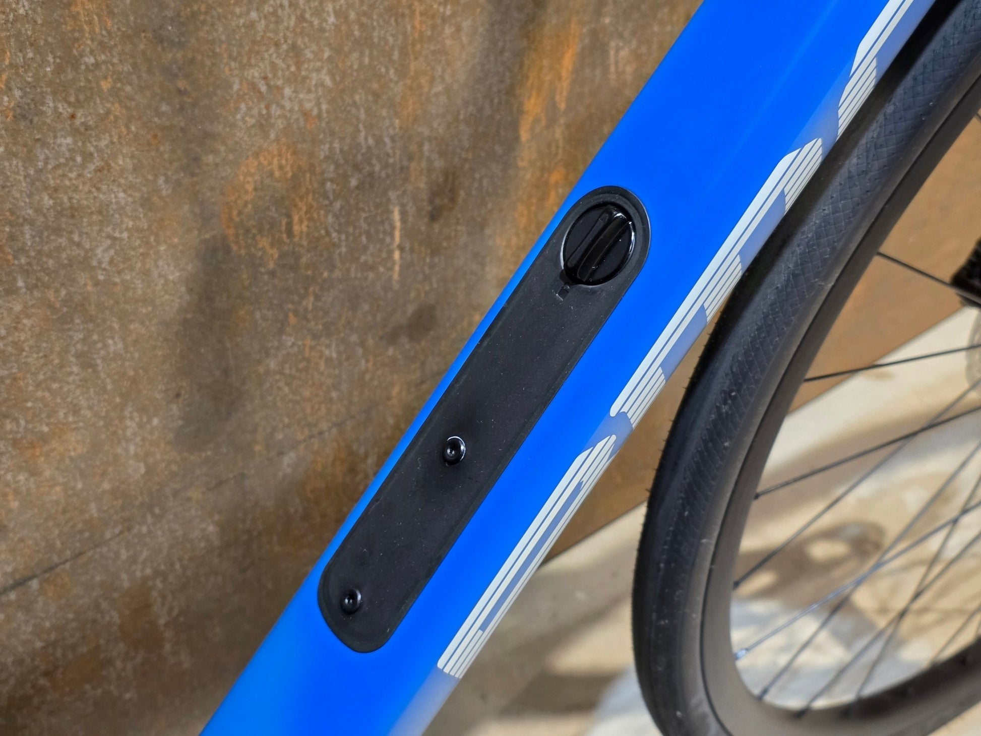 Rennrad von Bmc, BMC ROADMACHINE TWO / SHIMANO ULTEGRA DI2 / 58CM vor USEDBIKES - OB.DE Hintergrund