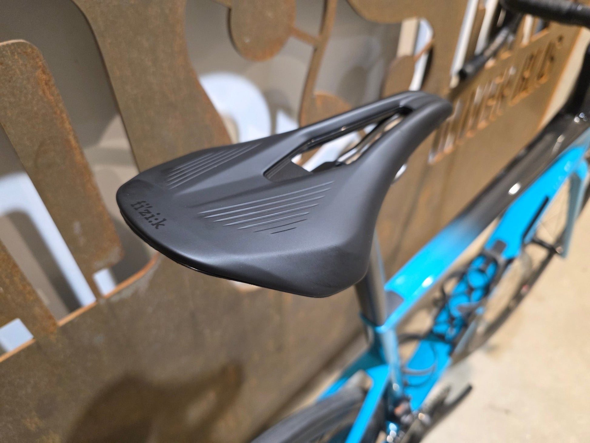 Rennrad von Bmc, BMC SLR01 FOUR / SHIMANO ULTEGRA DI2 / 51CM vor USEDBIKES - OB.DE Hintergrund