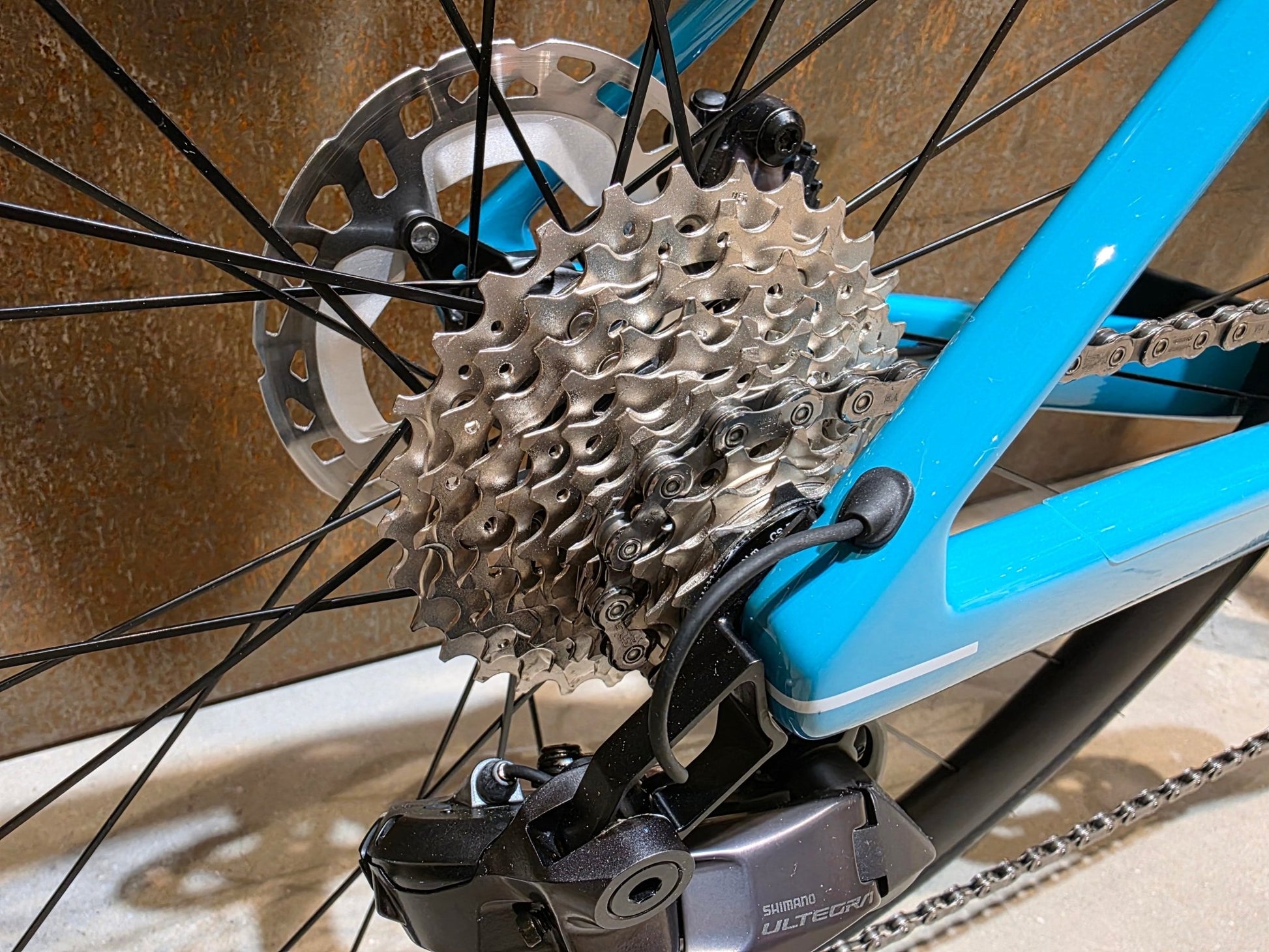 Rennrad von Bmc, BMC SLR01 FOUR / SHIMANO ULTEGRA DI2 / 54CM vor USEDBIKES - OB.DE Hintergrund