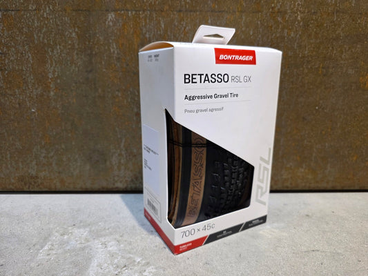 Reifen von Bontrager, BONTRAGER BETASSO RSL GX TLR GRAVELREIFEN 700C X 45MM in variant_title vor USEDBIKES - OB.DE Hintergrund