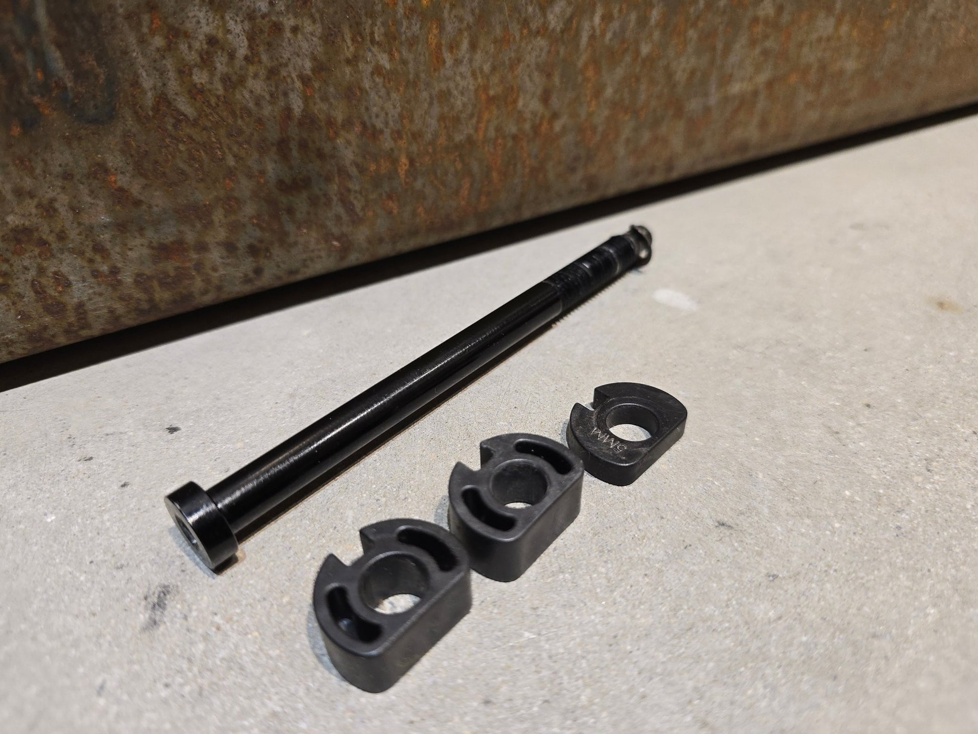 Luftpumpen & Werkzeug von Bontrager, BONTRAGER BITS INTEGRIERTES MTB - WERKZEUG in variant_title vor USEDBIKES - OB.DE Hintergrund