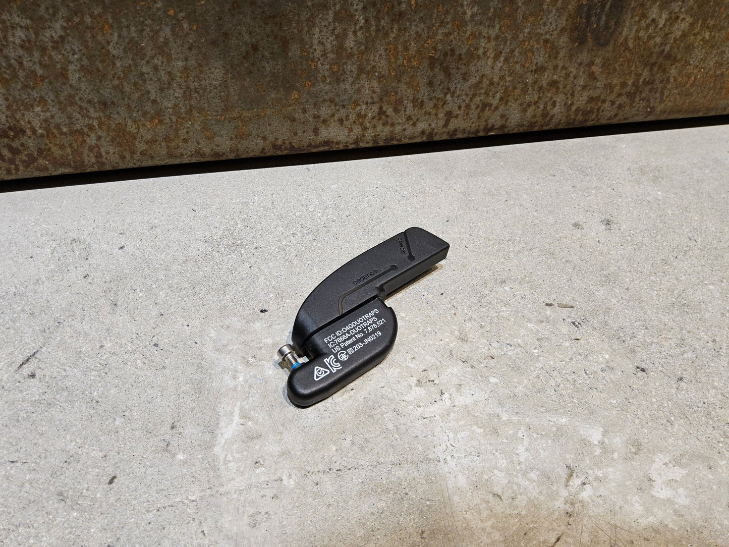 Fahrradcomputer & Sensoren von Bontrager, BONTRAGER DUOTRAP S DIGITAL SENSOR vor USEDBIKES - OB.DE Hintergrund