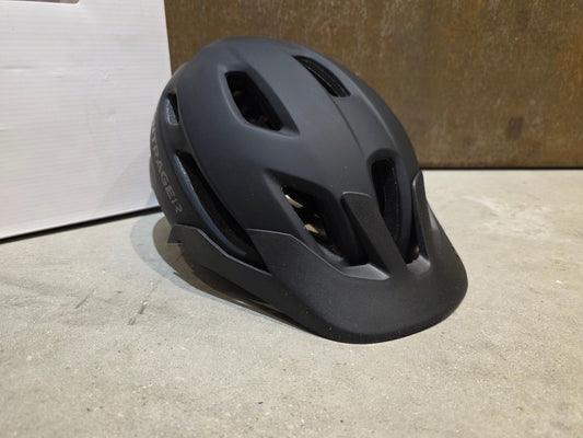 Helme von Bontrager, BONTRAGER QUANTUM MIPS FAHRRADHELM / SCHWARZ MATT in variant_title vor USEDBIKES - OB.DE Hintergrund