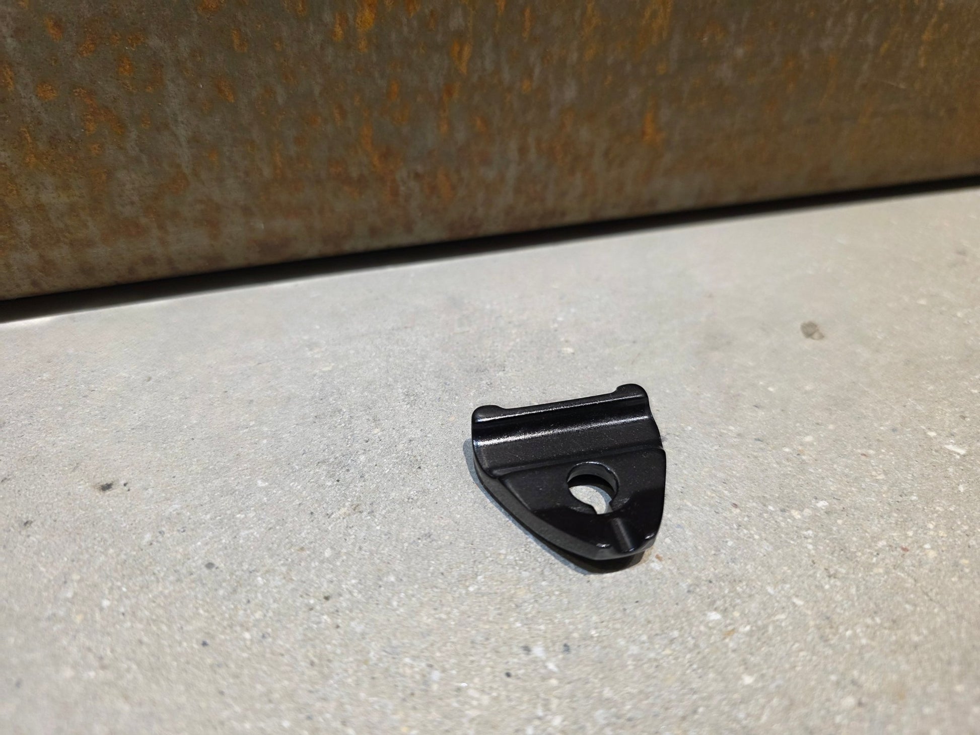 Zubehör von Bontrager, BONTRAGER SATTELKLEMMSTÜCKE FÜR DREHKOPFSATTELSTÜTZE / 436658 / 7 X 10MM vor USEDBIKES - OB.DE Hintergrund