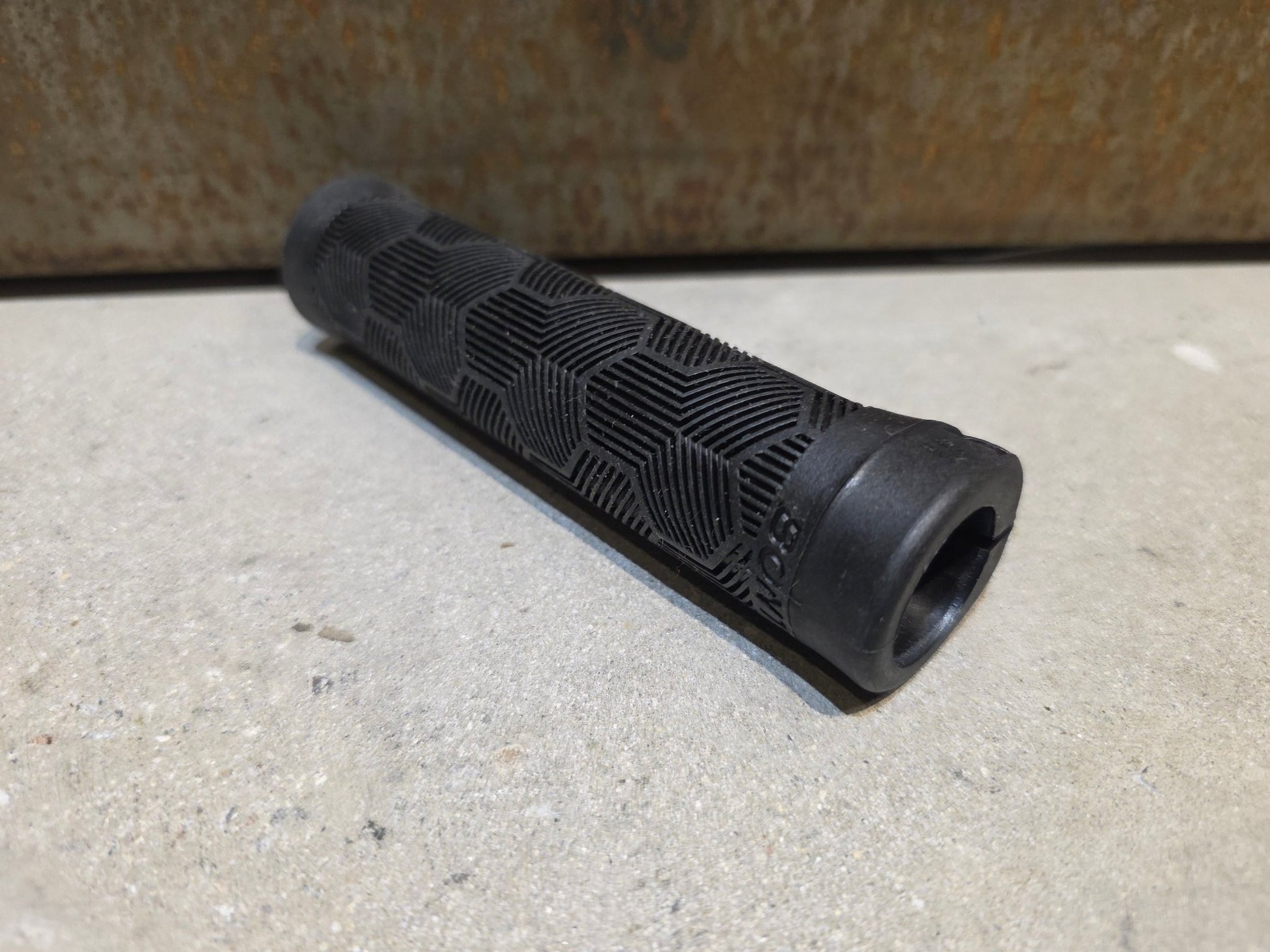 Lenker von Bontrager, BONTRAGER XR TRAIL COMP MTB GRIFFSET vor USEDBIKES - OB.DE Hintergrund