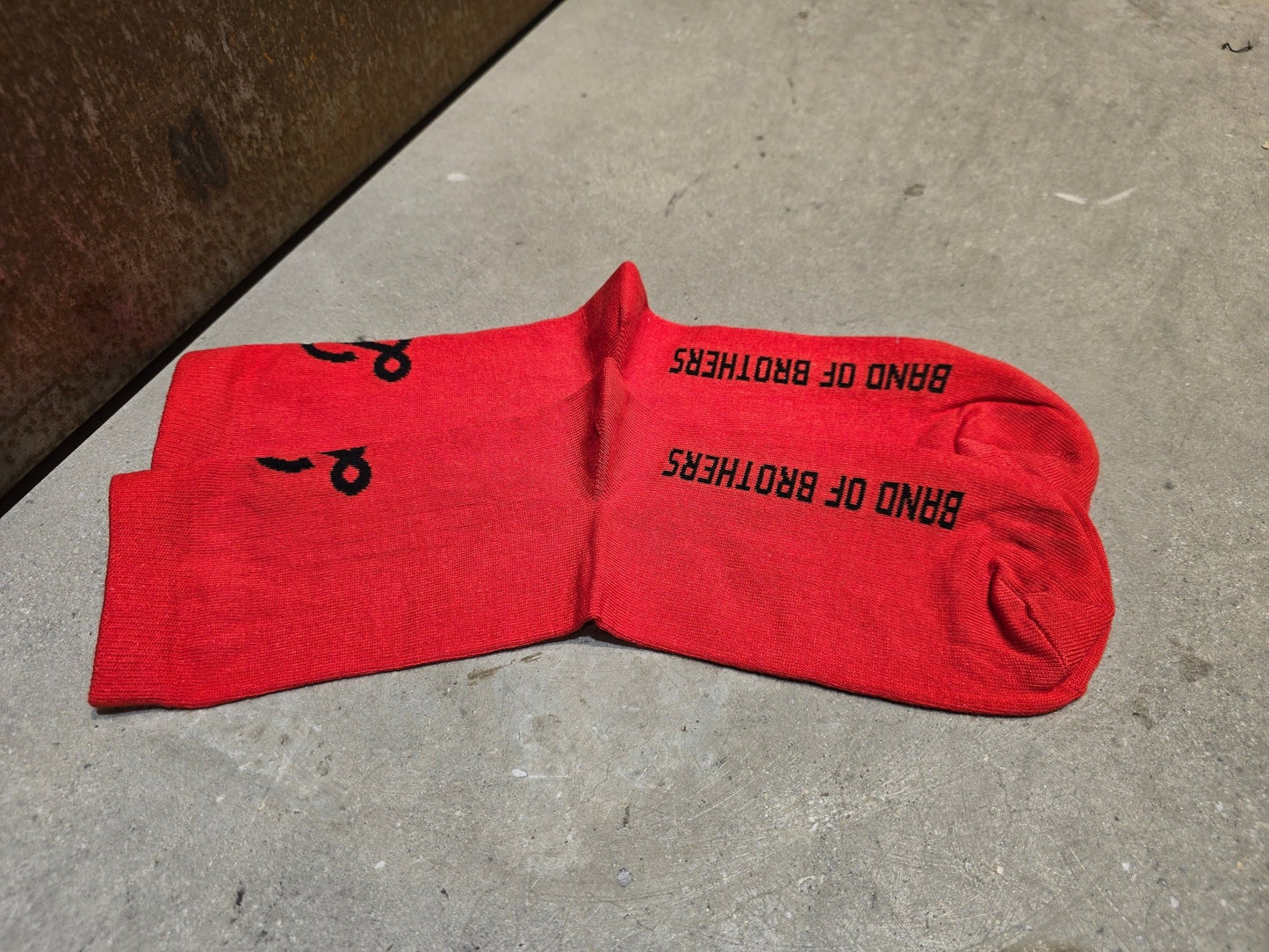 Zubehör - BOH von Bora - hansgrohe, BORA HANSGROHE GAVIA BOB SOCKS / SOCKEN UNISEX / ROT in variant_title vor USEDBIKES - OB.DE Hintergrund
