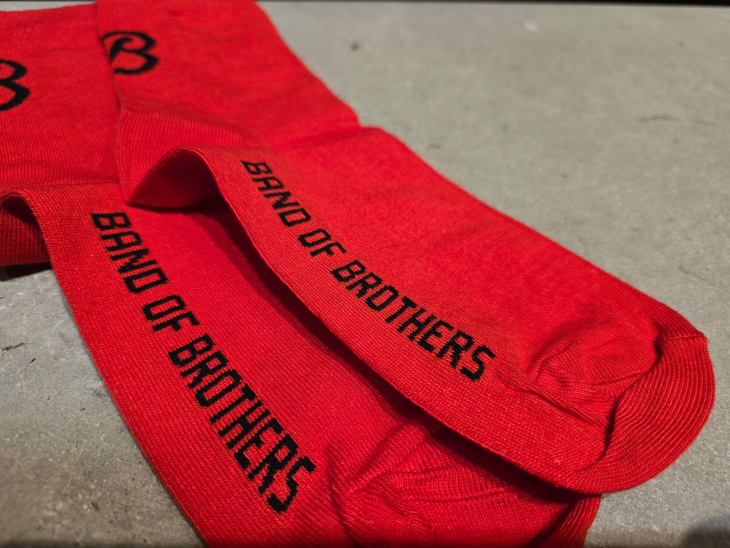 Zubehör - BOH von Bora - hansgrohe, BORA HANSGROHE GAVIA BOB SOCKS / SOCKEN UNISEX / ROT in variant_title vor USEDBIKES - OB.DE Hintergrund