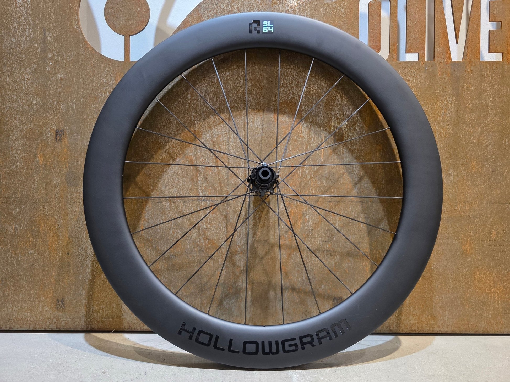 Laufrad/Laufradsatz von Cannondale, CANNONDALE HOLLOWGRAM R - SL 64 LAUFRADSATZ DISC vor USEDBIKES - OB.DE Hintergrund