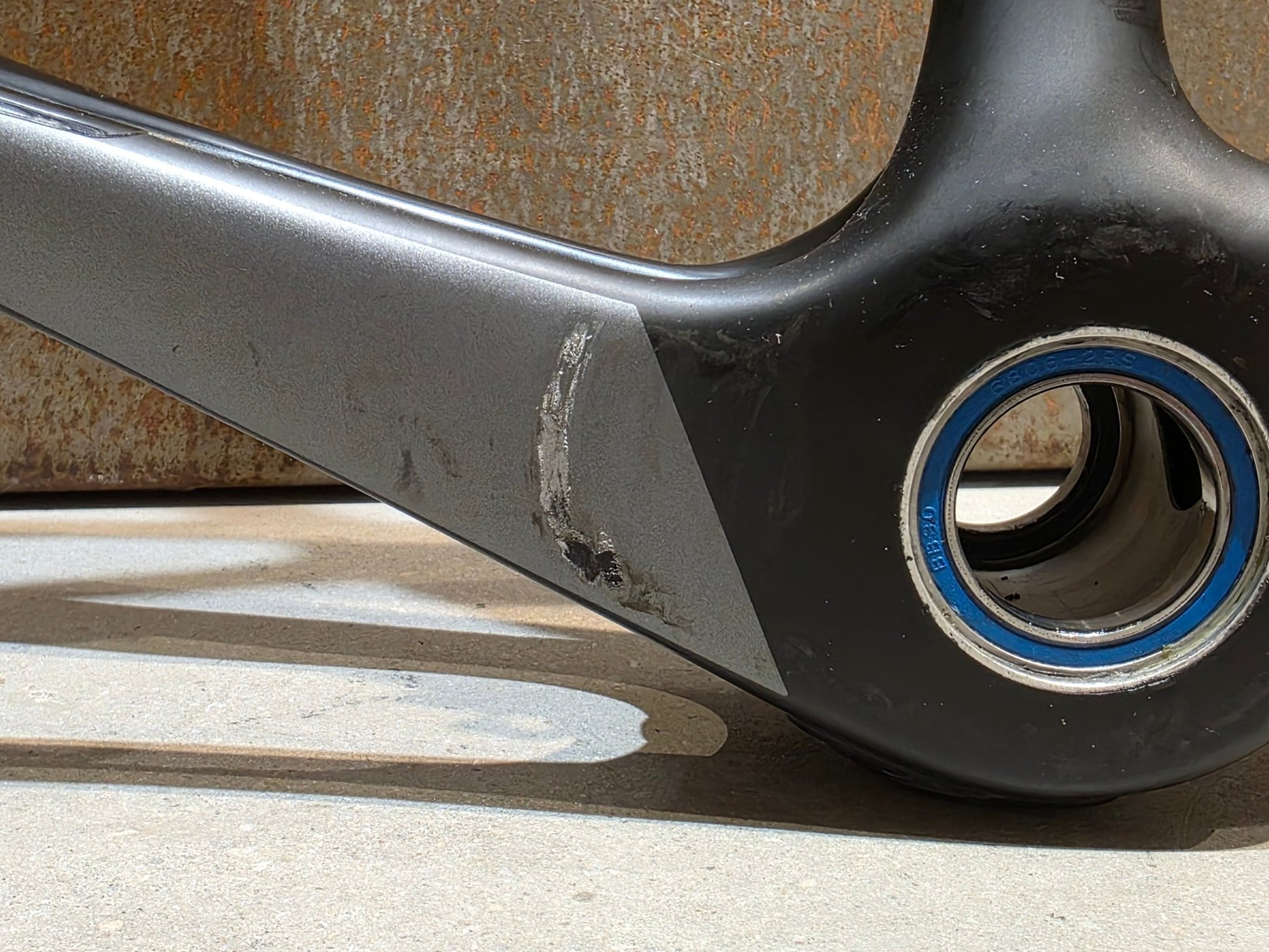 Rennradrahmen von Cannondale, CANNONDALE SYNAPSE CARBON / RAHMENSET / DISC / 51CM vor USEDBIKES - OB.DE Hintergrund