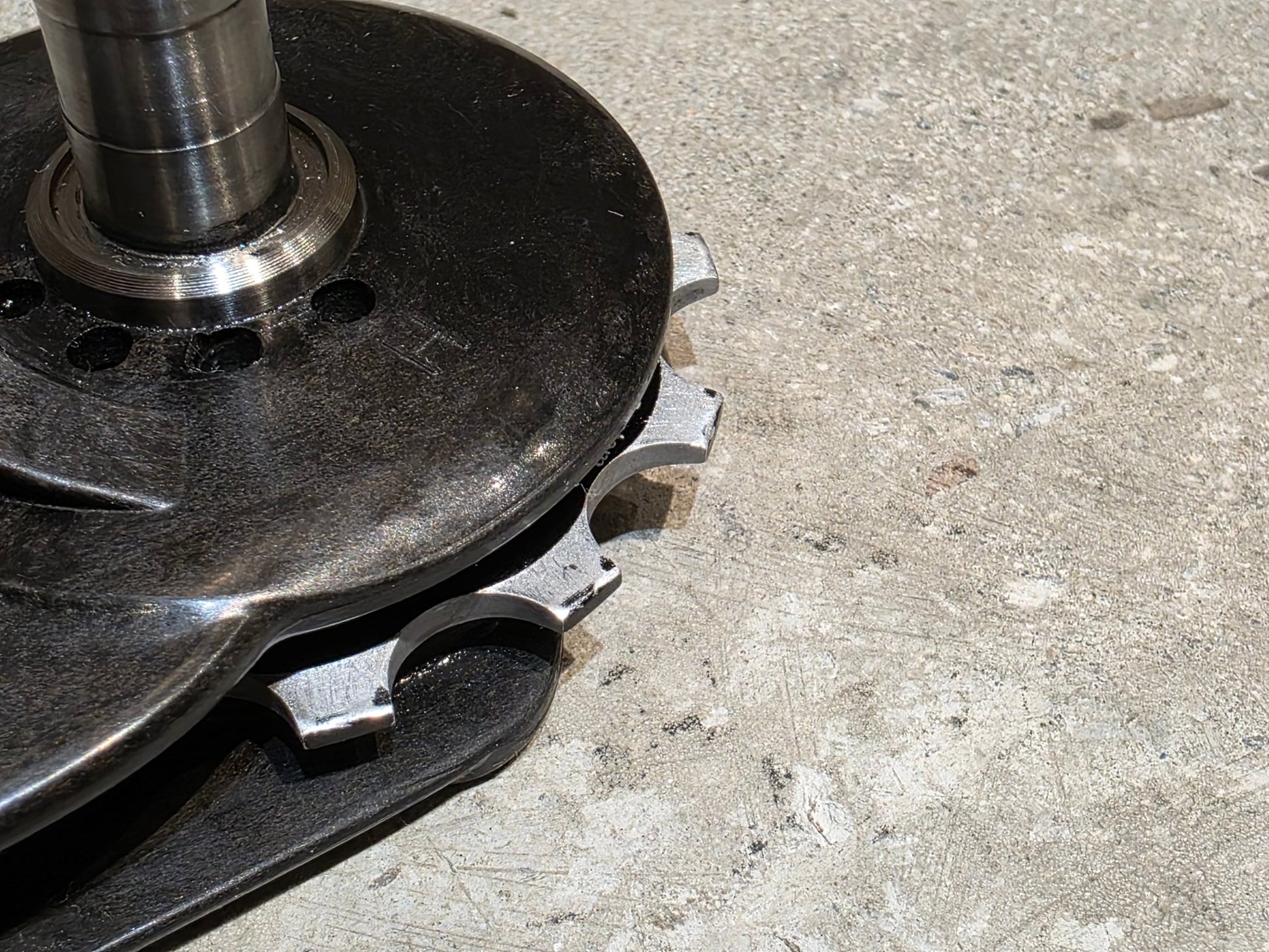 Schaltungsteile von Ceramicspeed, CERAMICSPEED OSPW COATED SHIMANO R9100 DURA ACE / R8000 ULTEGRA vor USEDBIKES - OB.DE Hintergrund