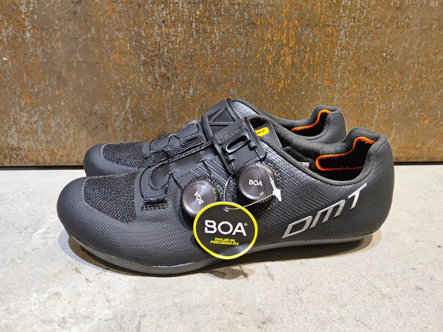 RR - Herrenschuhe von Dmt, DMT KR0 EVO RENNRADSCHUH / SCHWARZ / ANTHRAZIT / UNISEX / 42 vor USEDBIKES - OB.DE Hintergrund