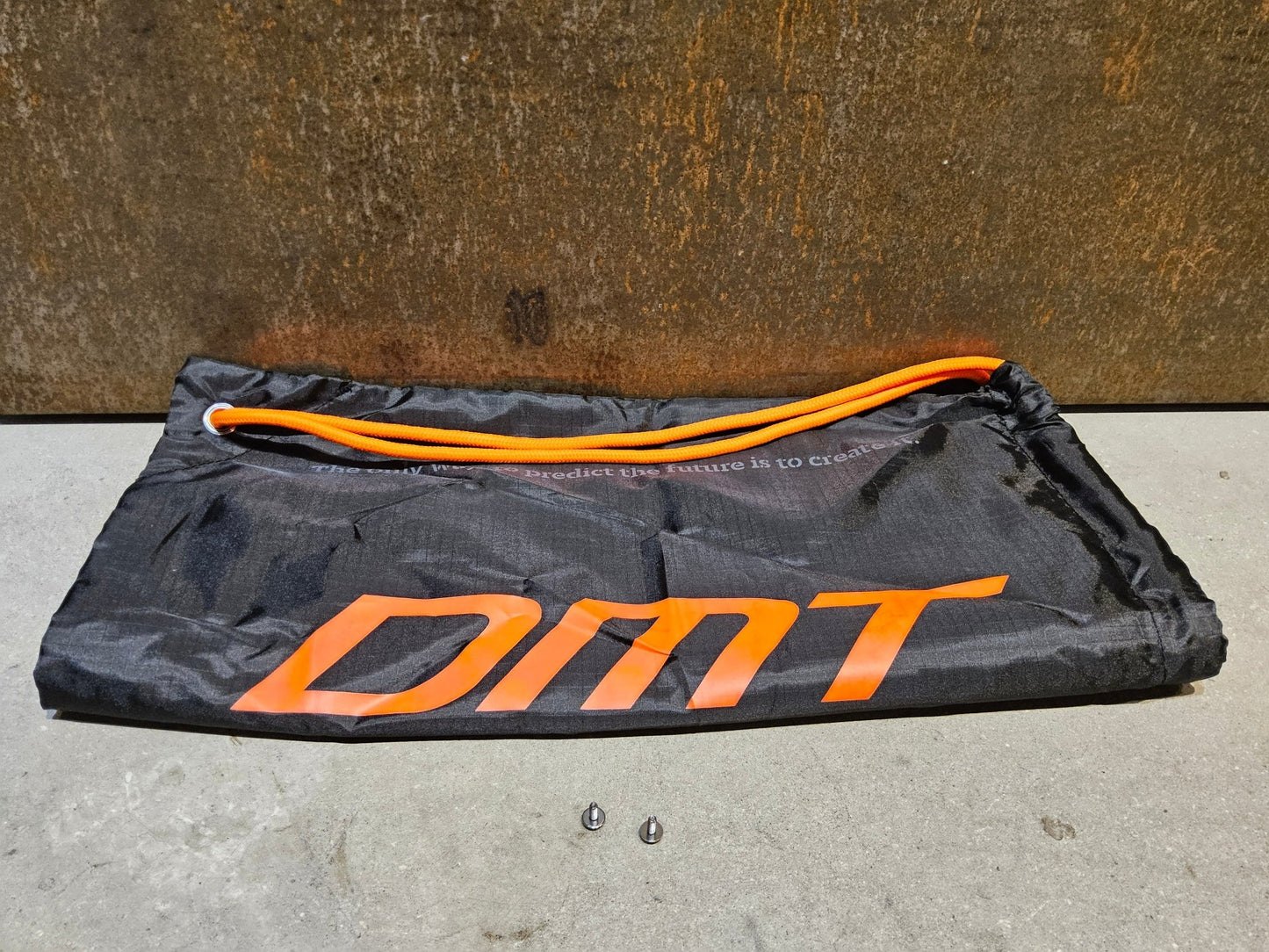 RR - Herrenschuhe von Dmt, DMT KR0 EVO RENNRADSCHUH / SCHWARZ / ANTHRAZIT / UNISEX / 42 vor USEDBIKES - OB.DE Hintergrund