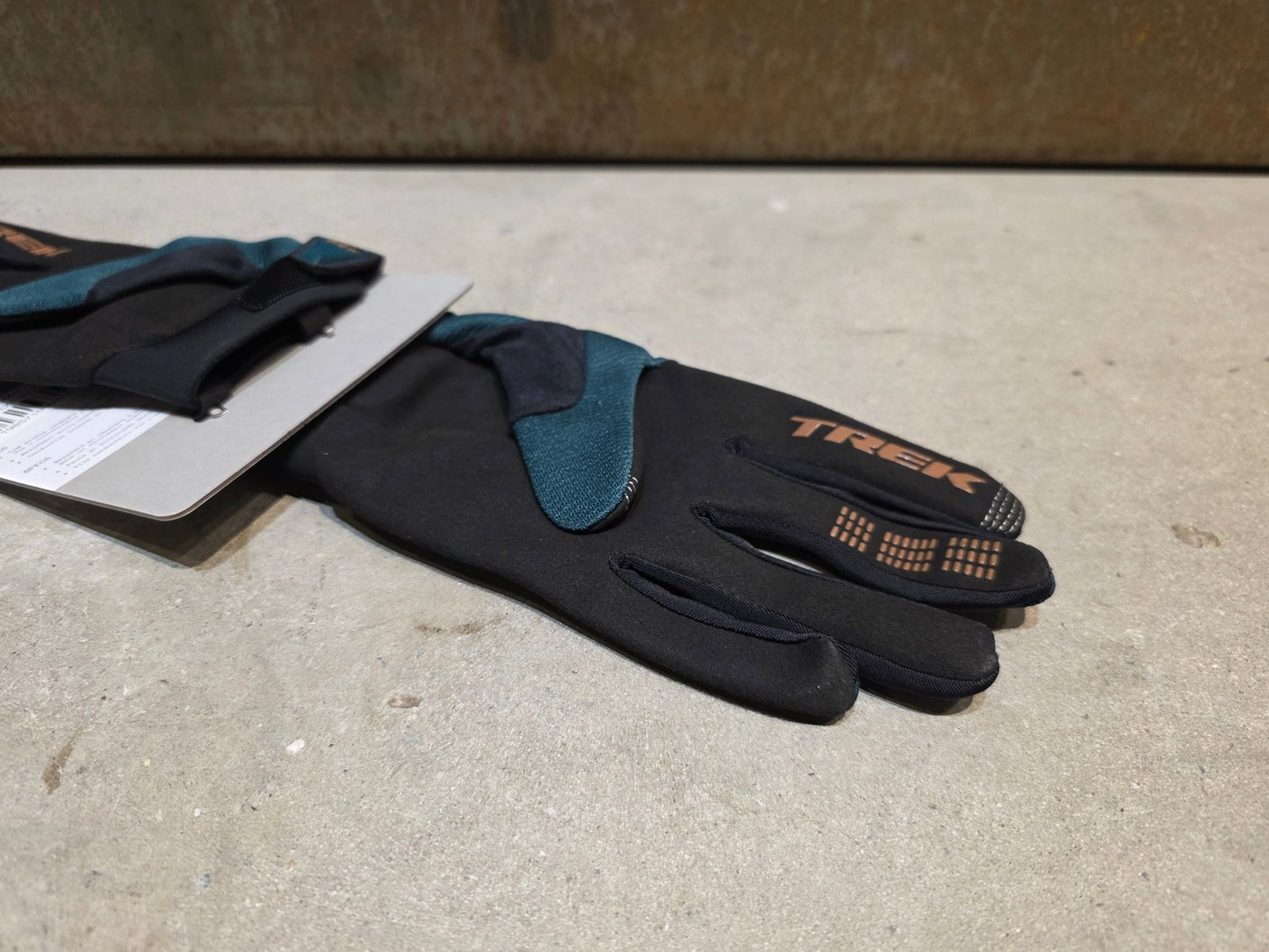 Handschuhe von Fox Racing, FOX RACING X TREK RANGER MOUNTAINBIKE HANDSCHUH / DARK GREEN / HERREN / M vor USEDBIKES - OB.DE Hintergrund