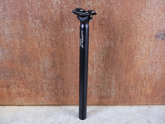 Sattelstütze von Fsa, FSA V - DRIVE MTC SB0 SATTELSTÜTZE / 30,9 MM / 400 MM / 0 MM OFFSET / 279G vor USEDBIKES - OB.DE Hintergrund
