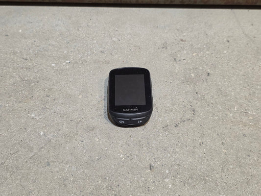 GPS - Geräte & Sensoren von Garmin, GARMIN EDGE 130 PLUS FAHRRADCOMPUTER / MTB BUNDLE vor USEDBIKES - OB.DE Hintergrund