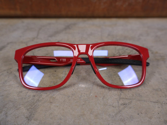 Brillen von Koo, KOO FIJI BRILLE – RED GLOSS / DEMO - GLAS vor USEDBIKES - OB.DE Hintergrund