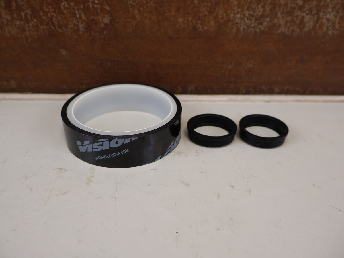 Laufrad/Laufradsatz von Most, MOST ULTRAFAST 40 CARBON LAUFRADSATZ XDR DISC 40MM 1558G vor USEDBIKES-OB.DE Hintergrund