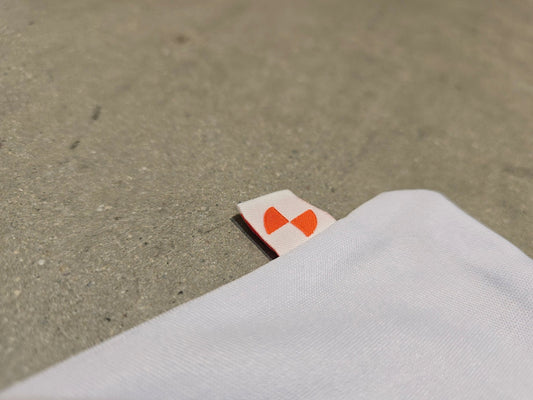 Taschen & Rucksäcke von Poc, POC HELMTASCHE LOGO AVIP in variant_title vor USEDBIKES - OB.DE Hintergrund