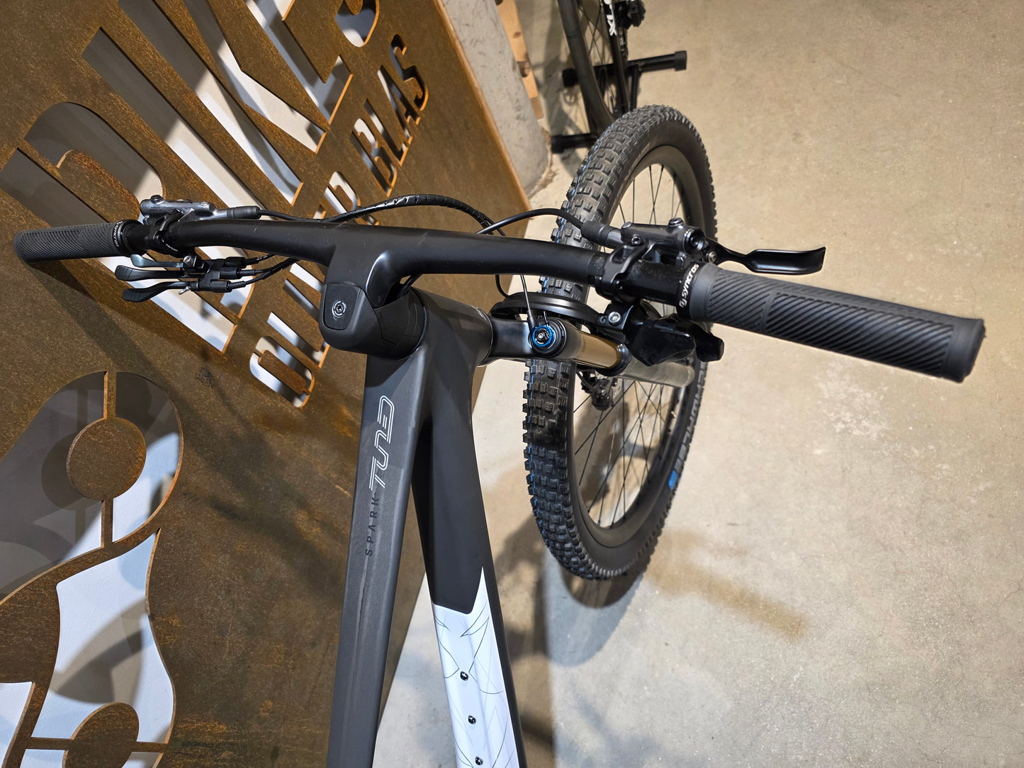 SCOTT SPARK 900 TUNED AXS / L