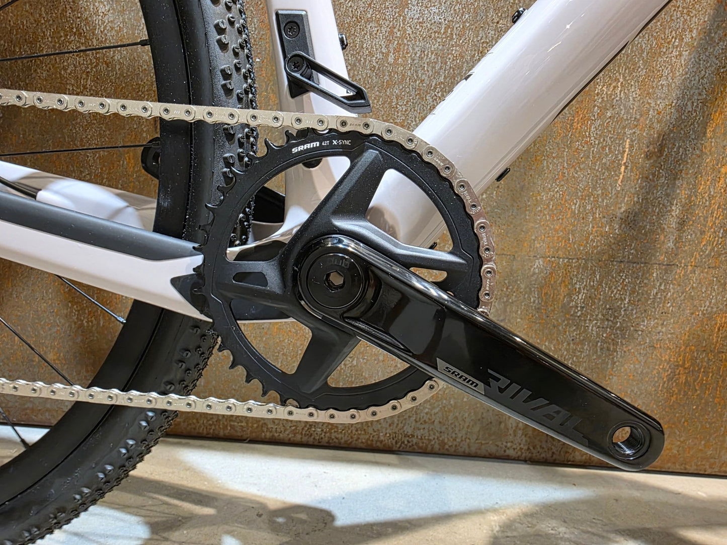Gravel/Cyclocross von Scott, SCOTT ADDICT GRAVEL 30 / HUSHED PINK / M vor USEDBIKES - OB.DE Hintergrund