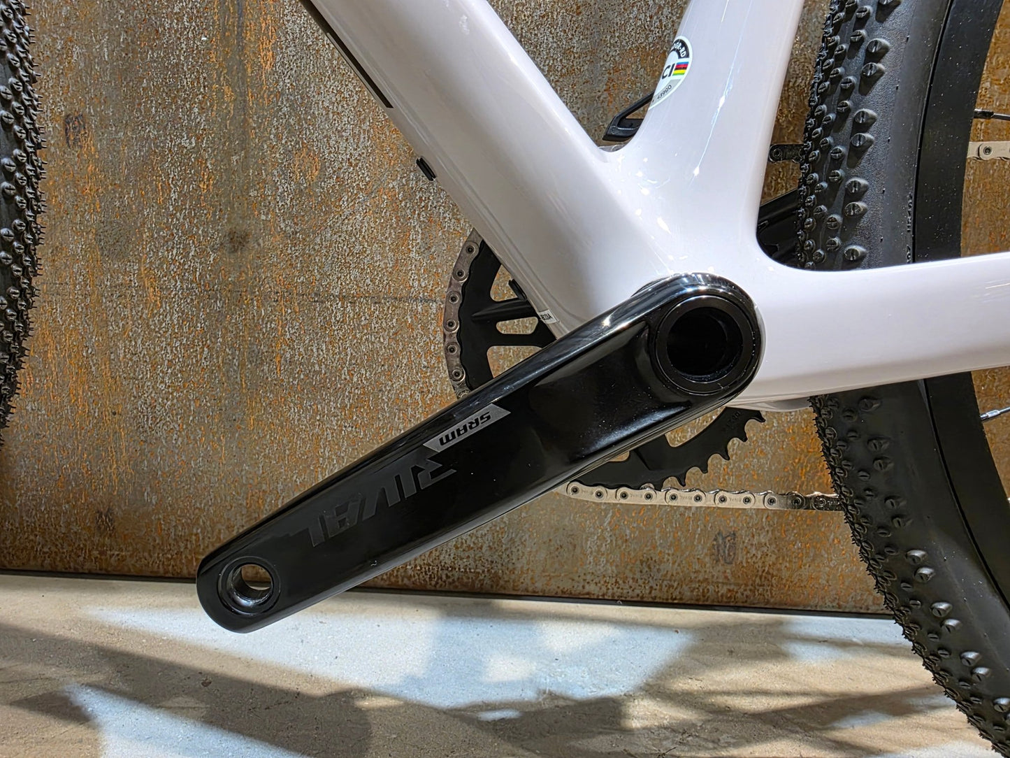 Gravel/Cyclocross von Scott, SCOTT ADDICT GRAVEL 30 / HUSHED PINK / M vor USEDBIKES - OB.DE Hintergrund