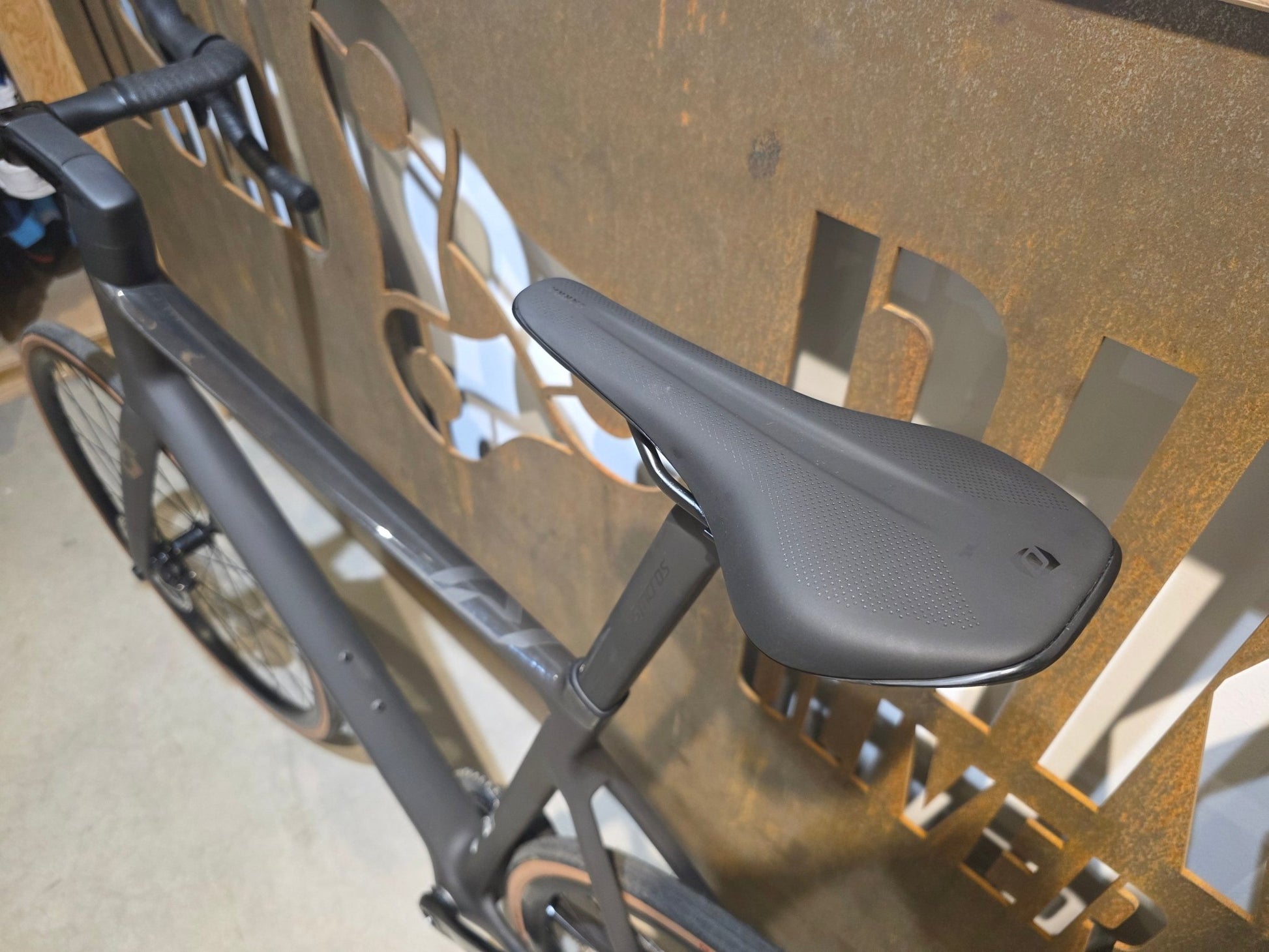 Rennrad von Scott, SCOTT ADDICT RC 30 / XXL in variant_title vor USEDBIKES - OB.DE Hintergrund