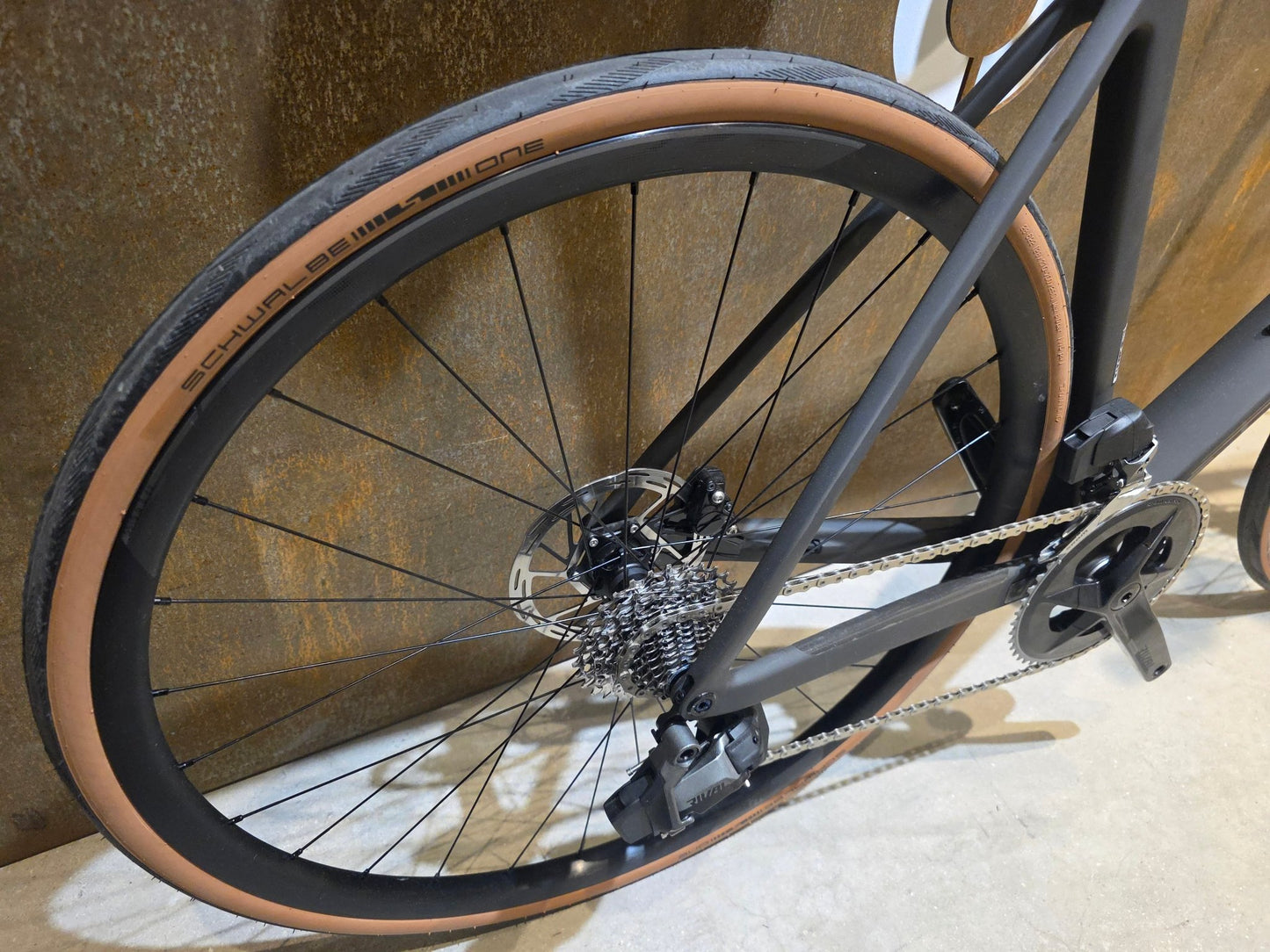 Rennrad von Scott, SCOTT ADDICT RC 30 / XXL in variant_title vor USEDBIKES - OB.DE Hintergrund