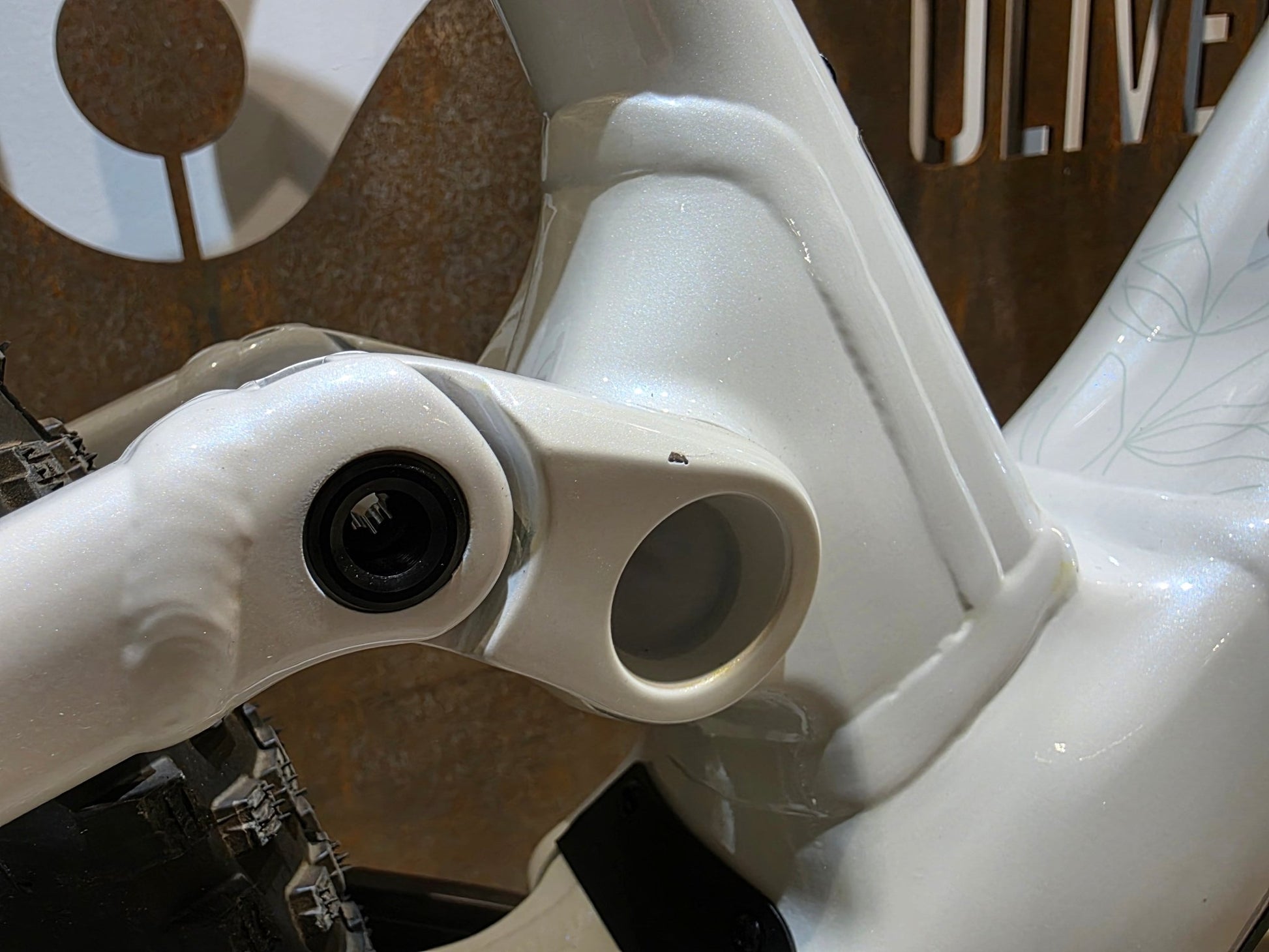 Mountainbike von Scott, SCOTT CONTESSA SPARK 930 / M vor USEDBIKES - OB.DE Hintergrund