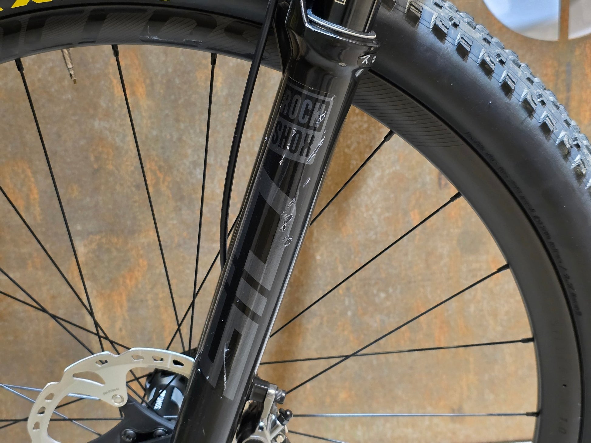 Mountainbike von Scott, SCOTT CONTESSA SPARK RC WORLD CUP / X0 TRANSMISSION / S vor USEDBIKES - OB.DE Hintergrund