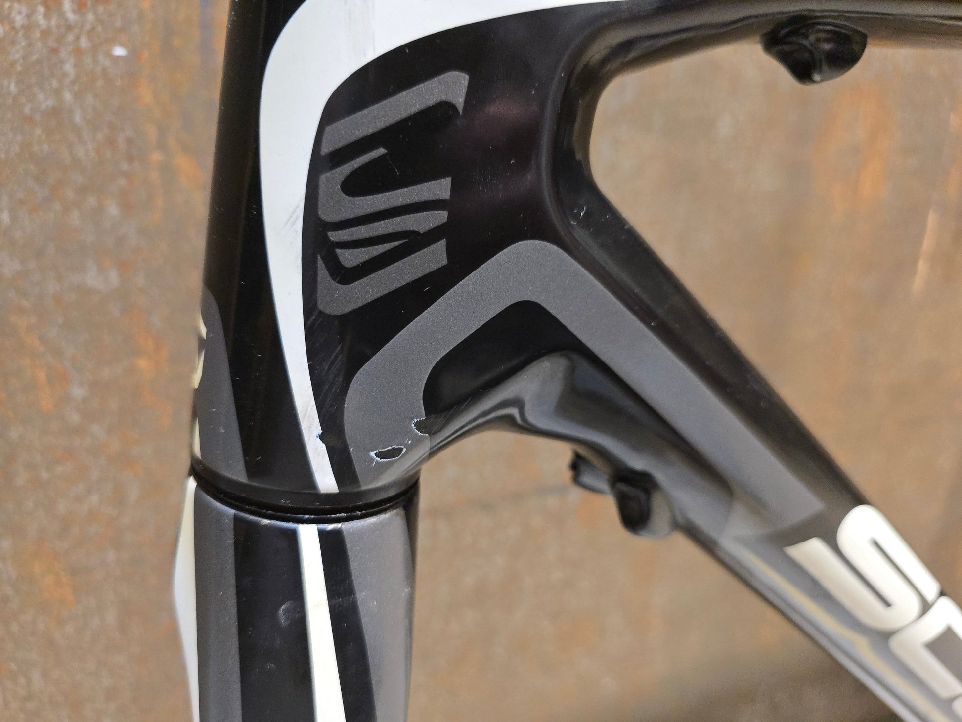 Rennradrahmen von Scott, SCOTT CR1 SL CARBON RAHMENSET / FELGENBREMSE / 52CM in variant_title vor USEDBIKES - OB.DE Hintergrund