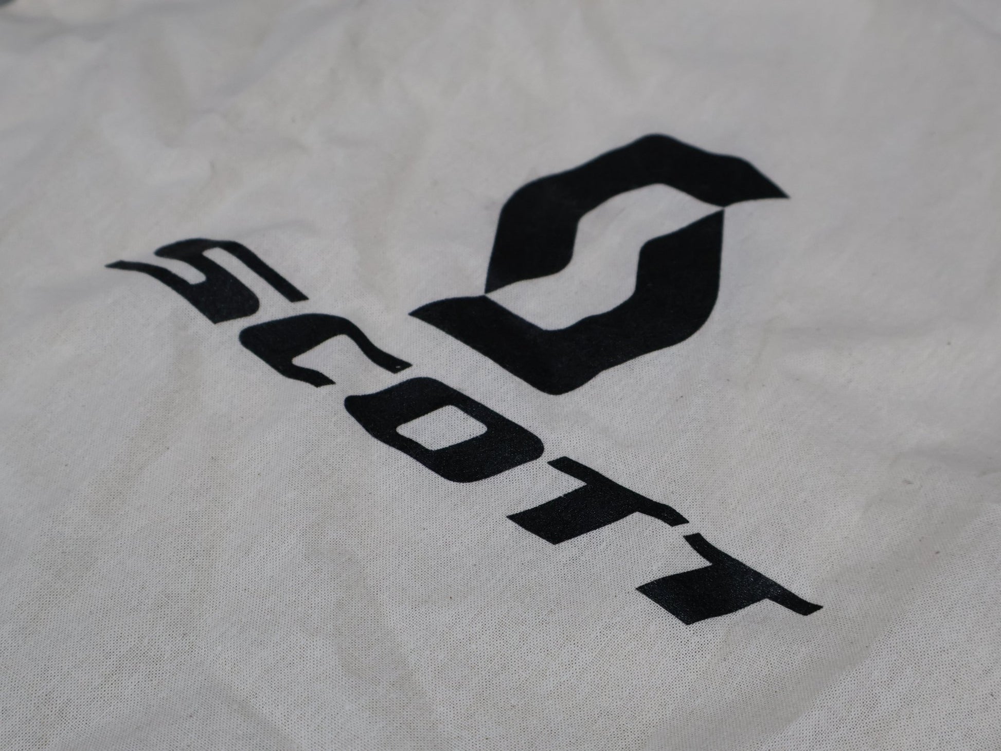 Taschen & Rucksäcke von Scott, SCOTT JUTE BEUTEL MIT KORDELZUG vor USEDBIKES - OB.DE Hintergrund