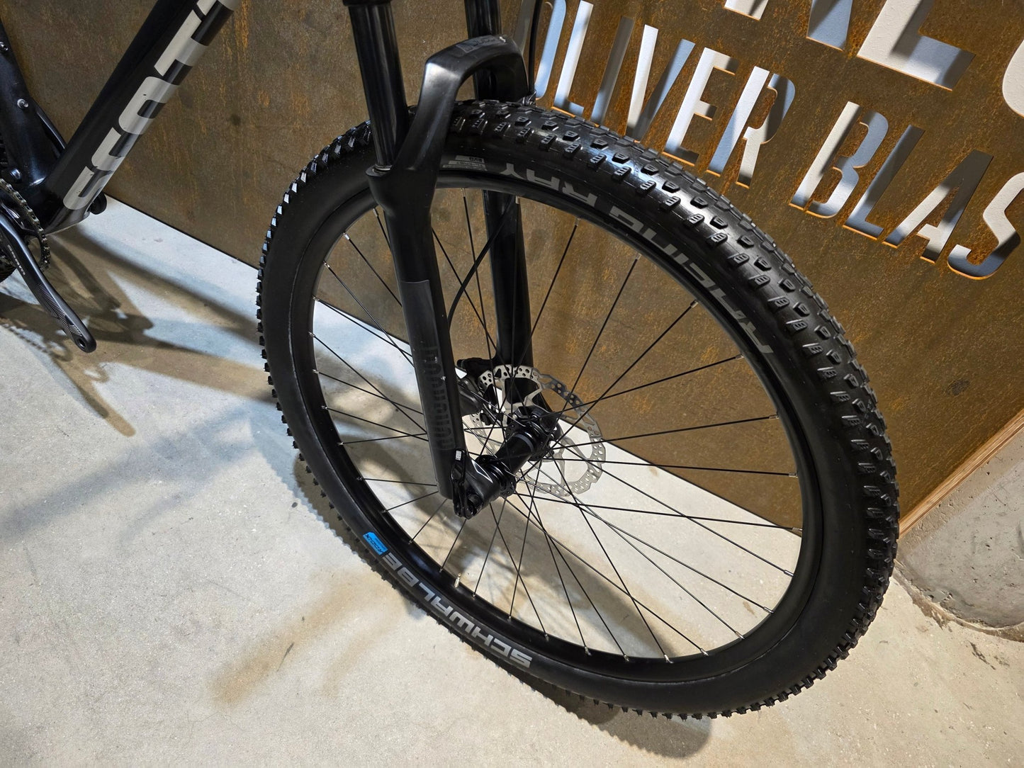 Mountainbike von Scott, SCOTT SCALE 940 / XL vor USEDBIKES - OB.DE Hintergrund