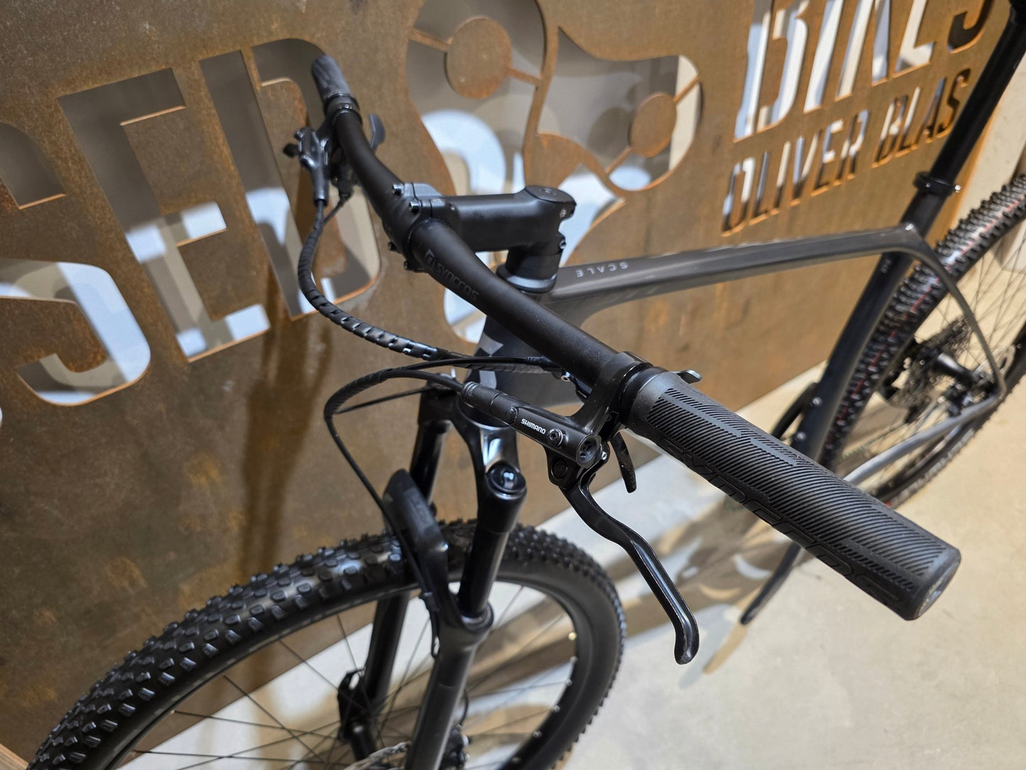 Mountainbike von Scott, SCOTT SCALE 940 / XL vor USEDBIKES - OB.DE Hintergrund