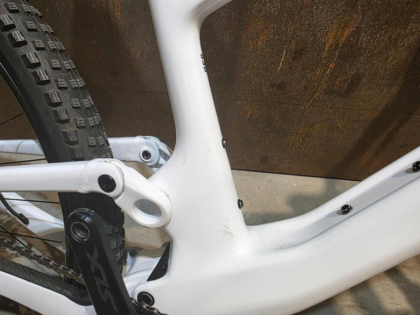Mountainbike von Scott, SCOTT SPARK 930 / WHITE / M vor USEDBIKES - OB.DE Hintergrund