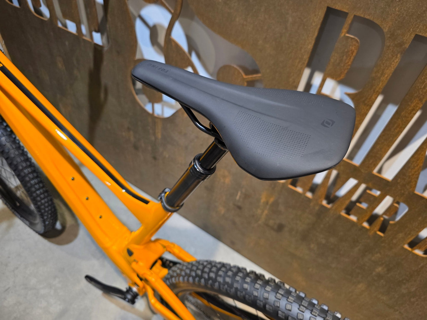 Mountainbike von Scott, SCOTT SPARK 970 / L vor USEDBIKES - OB.DE Hintergrund
