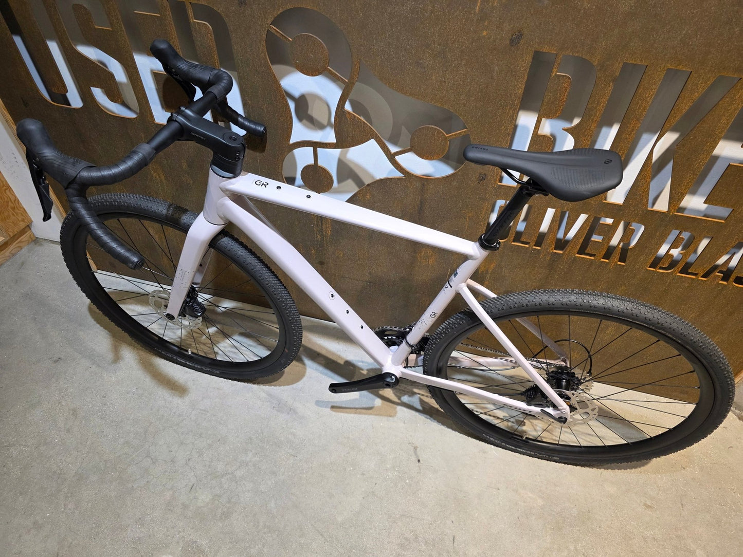Gravel/Cyclocross von Scott, SCOTT SPEEDSTER GRAVEL 10 / HUSHED PINK / M vor USEDBIKES - OB.DE Hintergrund