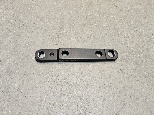 Zubehör von Shimano, SHIMANO ADAPTER FLAT MOUNT 140 / 160MM / VORNE in variant_title vor USEDBIKES - OB.DE Hintergrund