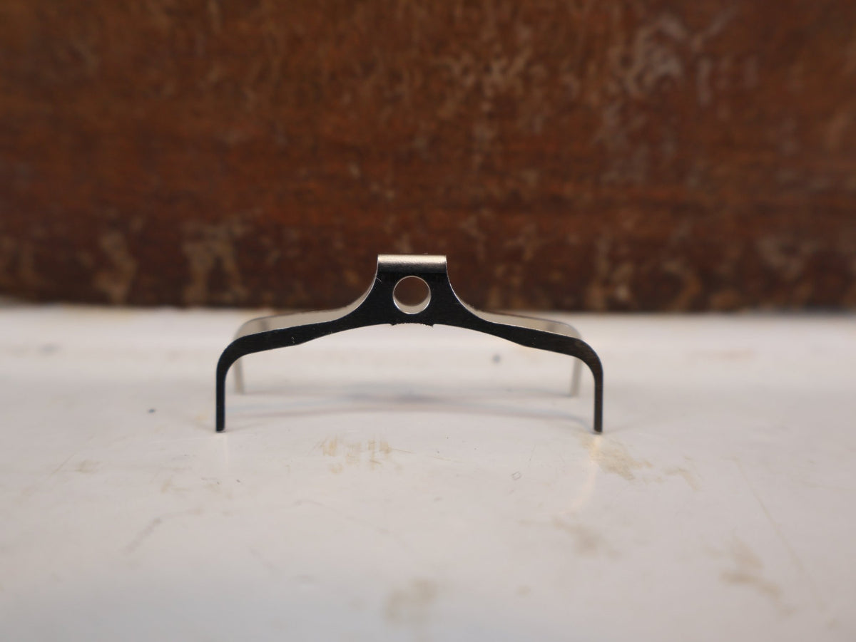 Bremsbelag von Shimano, Shimano D03S Resin Bremsbeläge 4-Kolben XT SLX EBP D03SRXA vor USEDBIKES-OB.DE Hintergrund