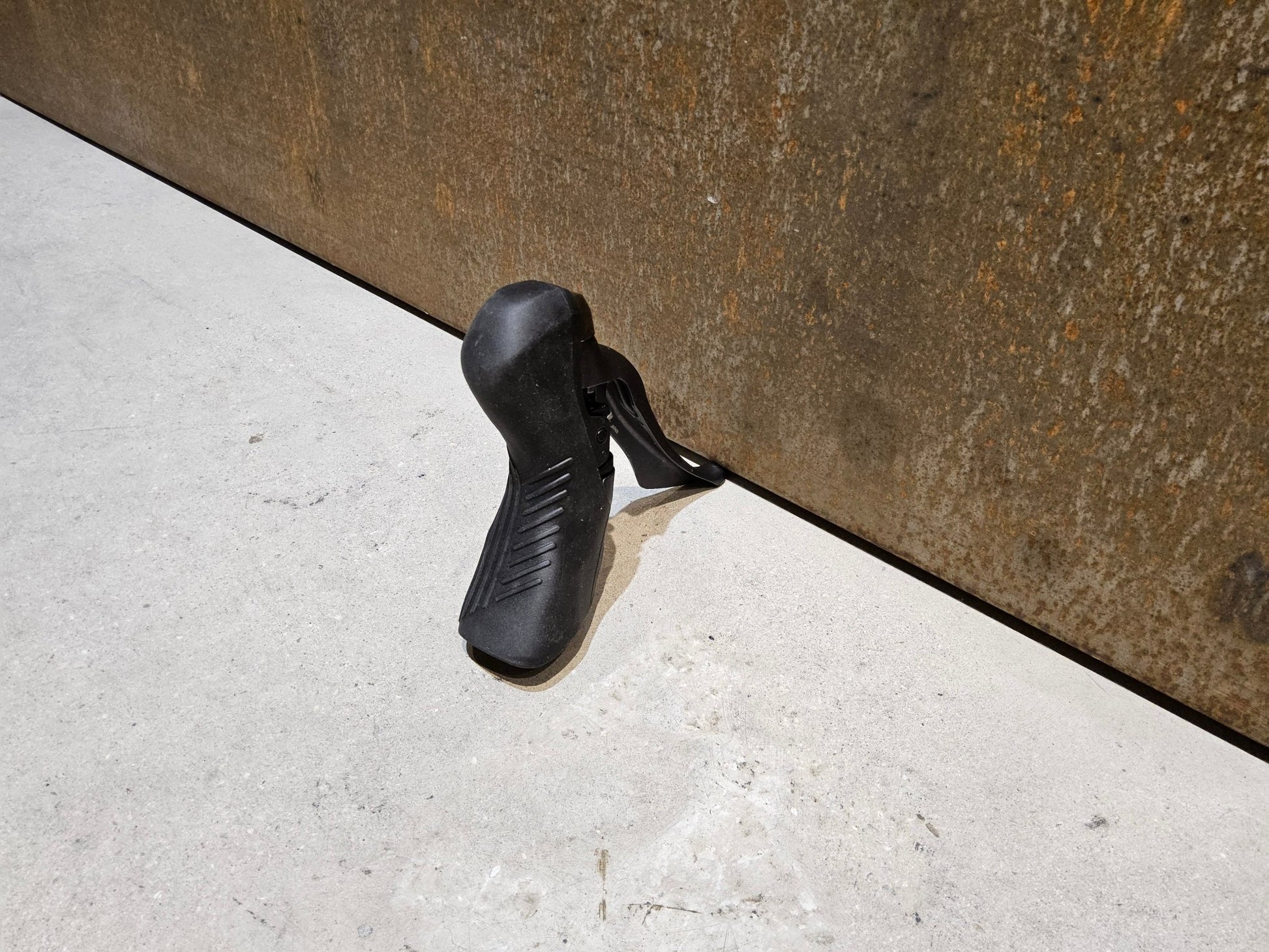 Brems - / Schalthebel von Shimano, SHIMANO GRX BREMSHEBEL BL - RX810 - L / LINKS in variant_title vor USEDBIKES - OB.DE Hintergrund