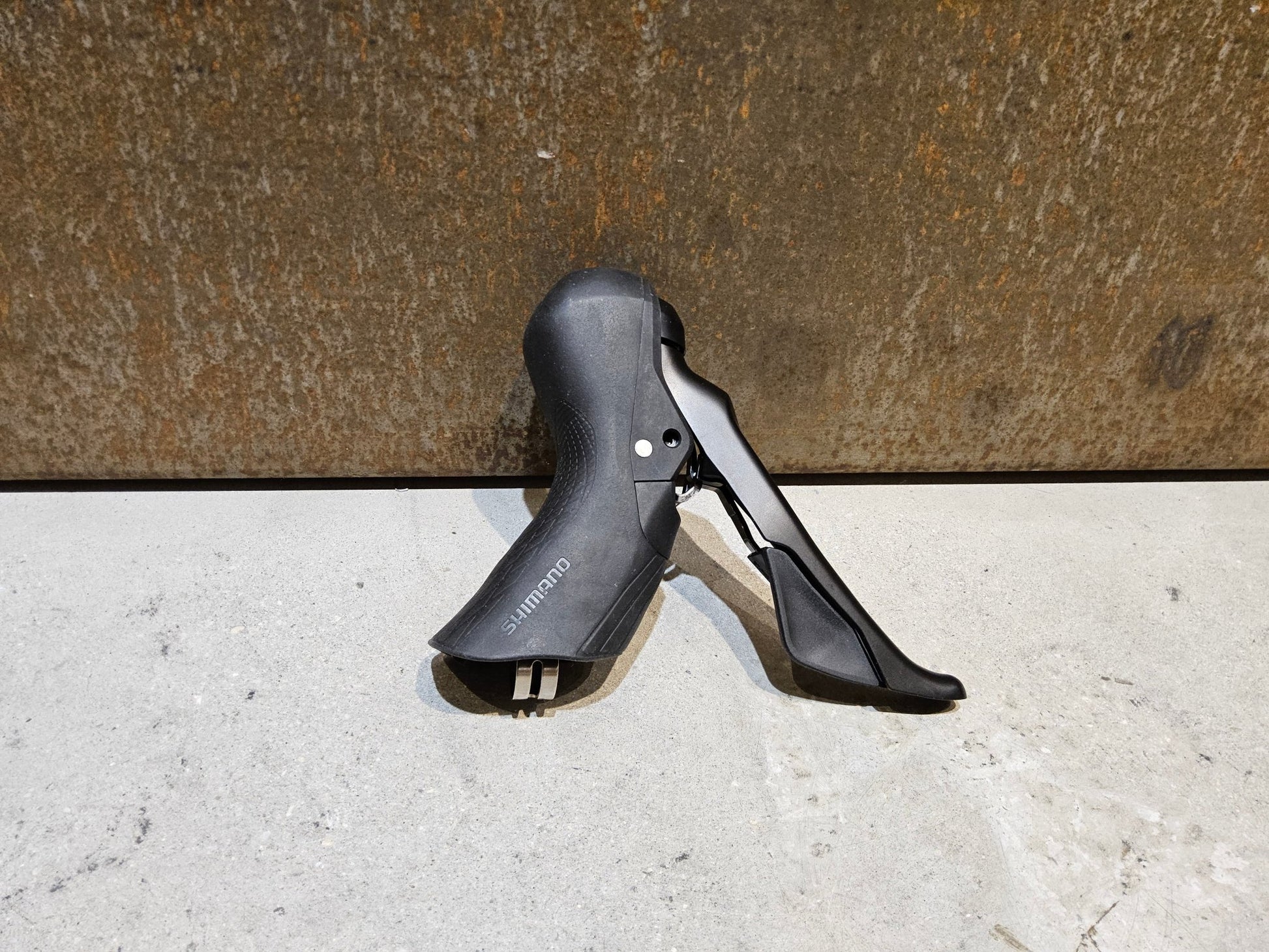 Brems - / Schalthebel von Shimano, SHIMANO GRX SCHALT - / BREMSHEBEL ST - RX600 - L / - R 11 FACH LINKS / RECHTS in variant_title vor USEDBIKES - OB.DE Hintergrund