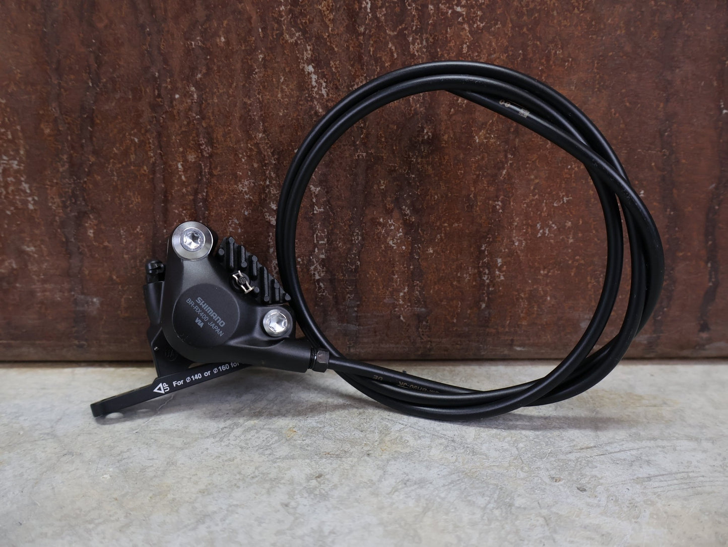 Brems - / Schalthebel von Shimano, SHIMANO GRX SCHEIBENBREMSE ST - RX600 / BR - RX400 vor USEDBIKES - OB.DE Hintergrund