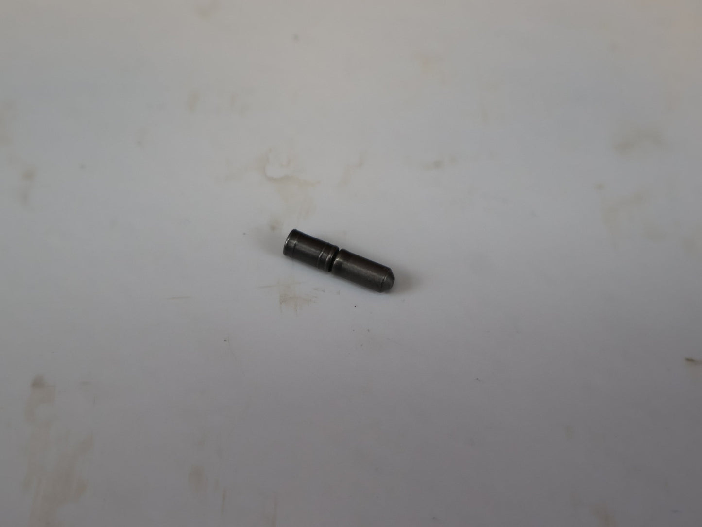Kette von Shimano, SHIMANO STEPS CN-E6070-9 KETTE / 9-FACH 118 GLIEDER E-BIKE 1-FACH ANTRIEB vor USEDBIKES-OB.DE Hintergrund