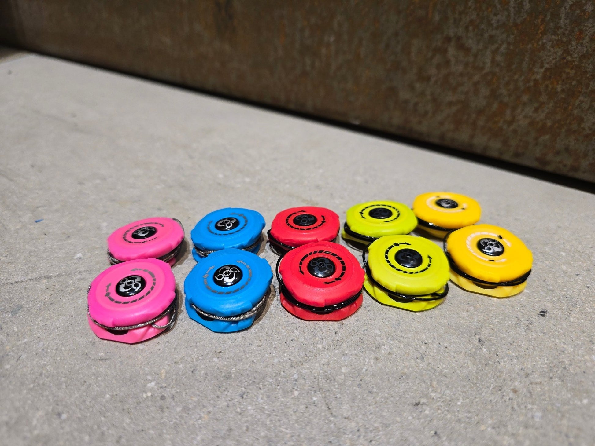 Sonstiges von Boa, SPECIALIZED S2 SNAP BOA DREHVERSCHLUSS / DIV. FARBEN in variant_title vor USEDBIKES - OB.DE Hintergrund