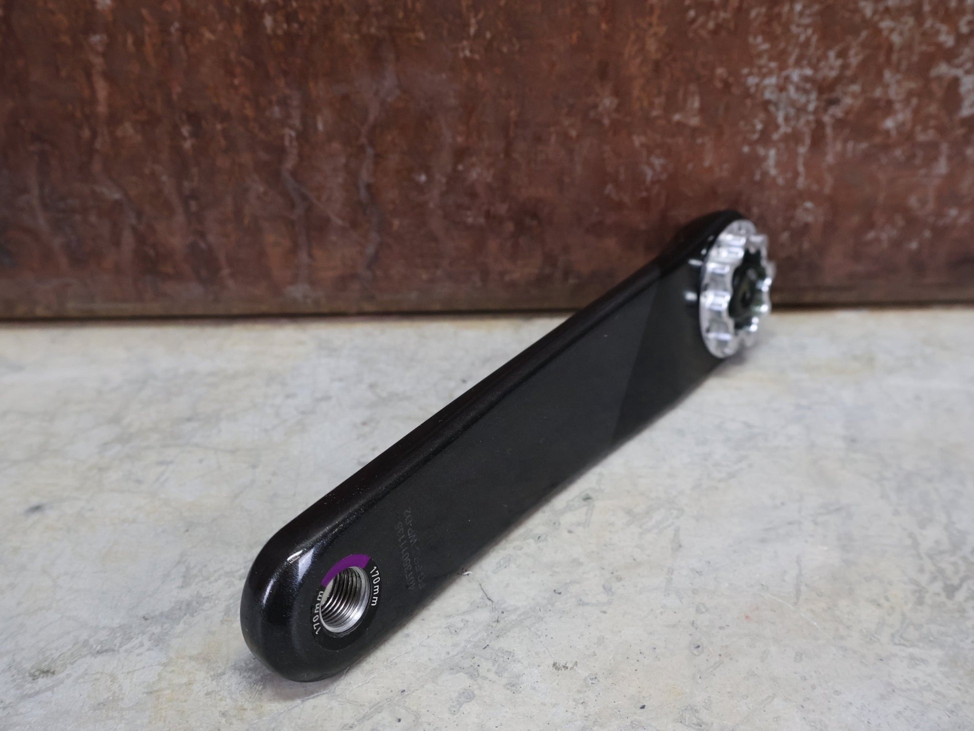 Kurbel von Sram, SRAM FORCE AXS D2 KURBELARME MY 24 DUB WIDE 8 - BOLT 170MM vor USEDBIKES - OB.DE Hintergrund