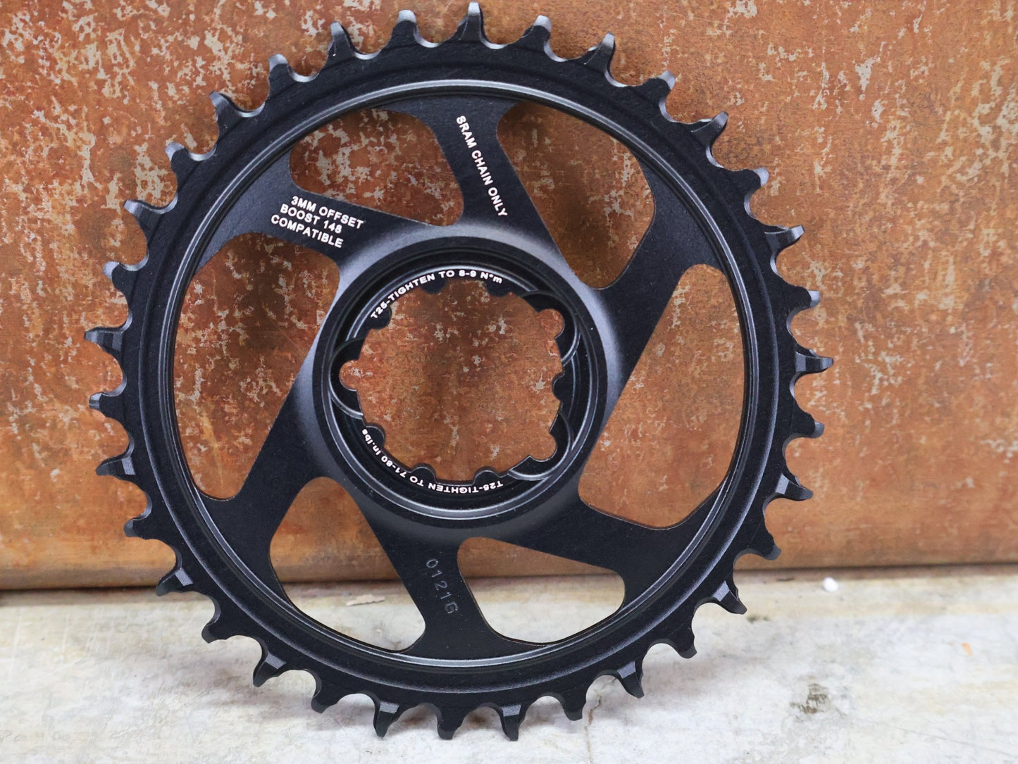 Kettenblatt von Sram, SRAM KETTENBLATT X - SYNC 2 XX1 EAGLE 3 BOLT DIRECT MOUNT 30T / 32T / 34T / 36T 3MM vor USEDBIKES - OB.DE Hintergrund